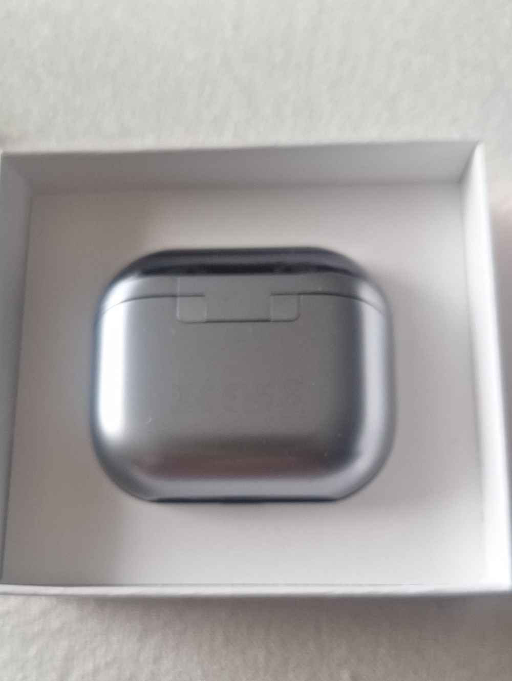 Samsung Galaxy Buds3 Wireless Earbuds - Picture 9 of 10
